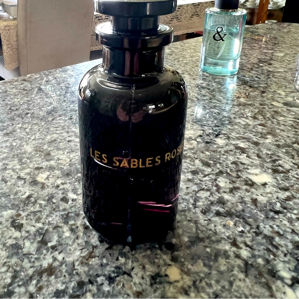 Louis Vuitton Le Sables rose eau de parfum